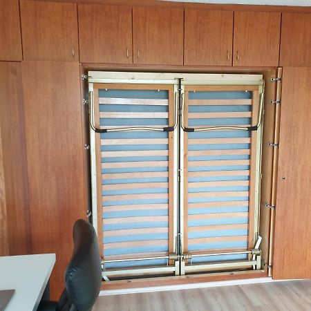 Best Rated Central Apartment Vienna - Ac, Wifi, 24H7Days Self Check-In, Board Games, Netflix エクステリア 写真