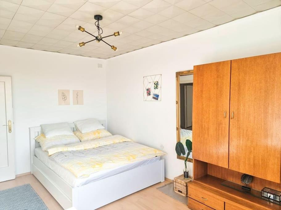 Best Rated Central Apartment Vienna - Ac, Wifi, 24H7Days Self Check-In, Board Games, Netflix エクステリア 写真